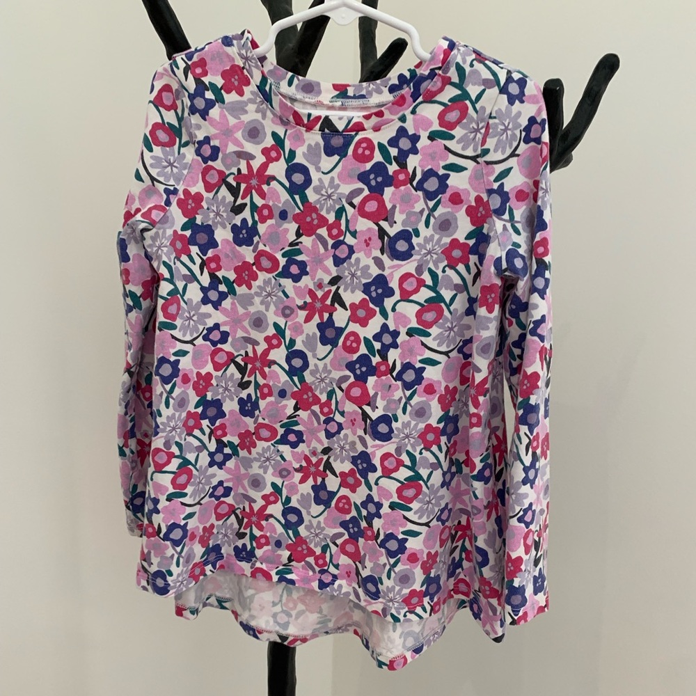 Tea collection size 8 tunic top